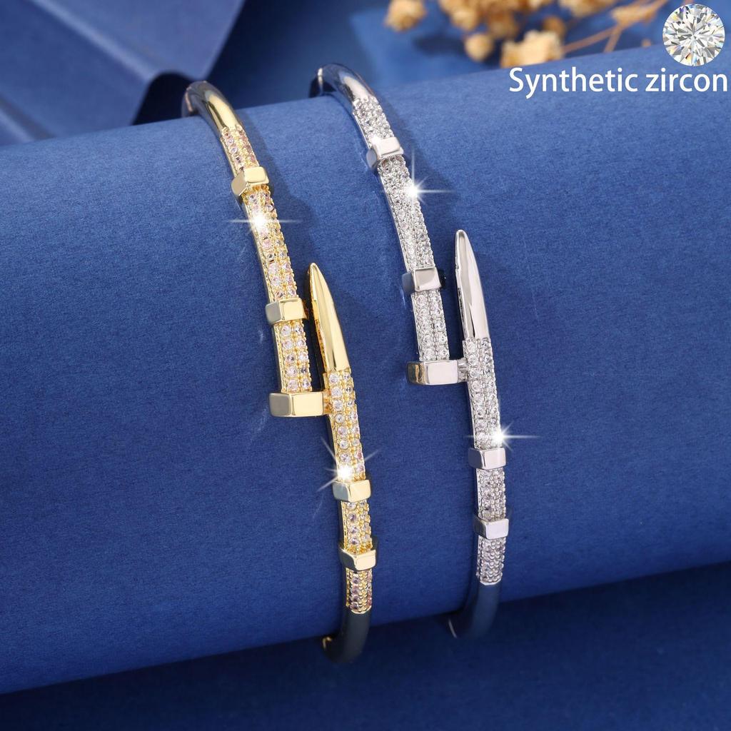 Exquisita Pulsera de Uñas con Circonita Europea y Americana: Diseño Abierto de Gama Alta