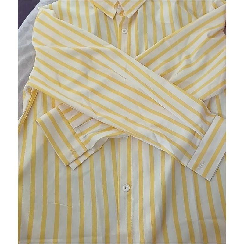 Elegante Camicia a Righe Verticali Gialla e Bianca da Donna, Blusa Primaverile con Protezione Solare, Camicia da Spiaggia Solare