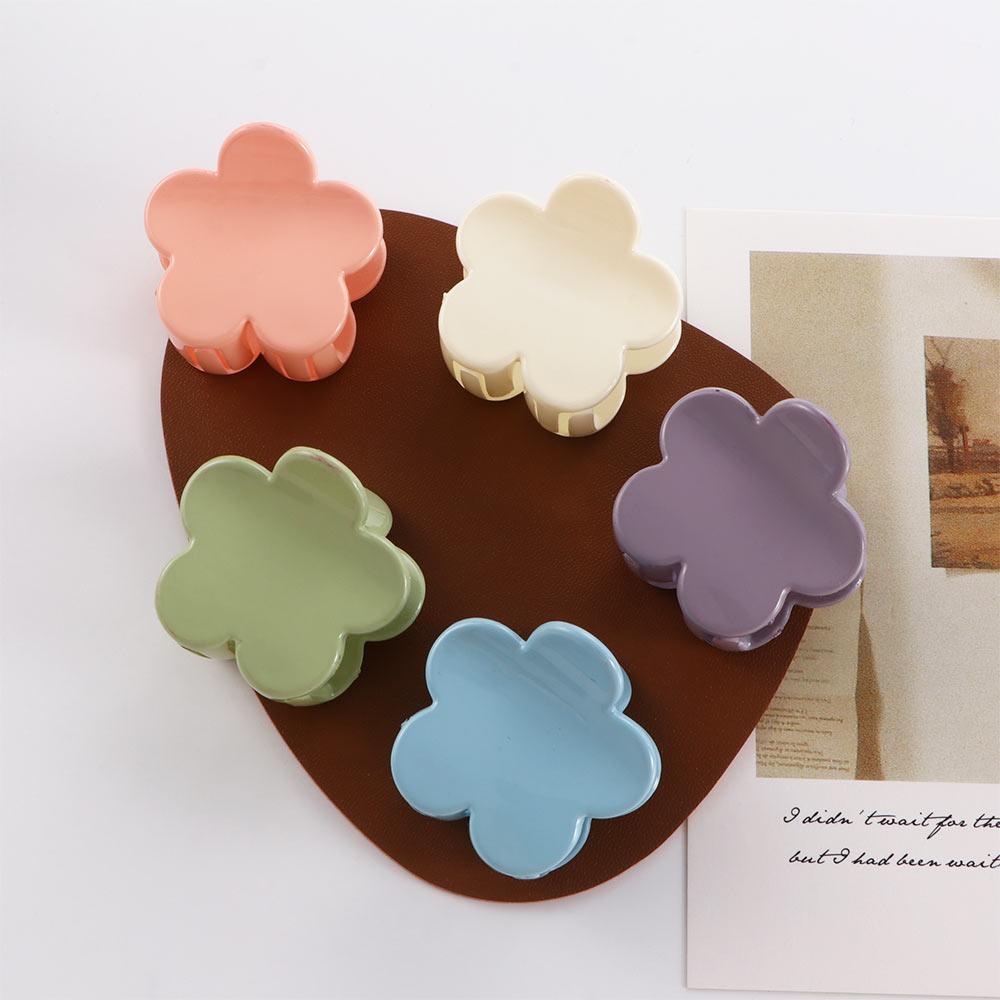 

Ornaments Macaron Color Flower Shaped Flowers Hair Clips Mini Hair Claws Korean Style Bangs Clip