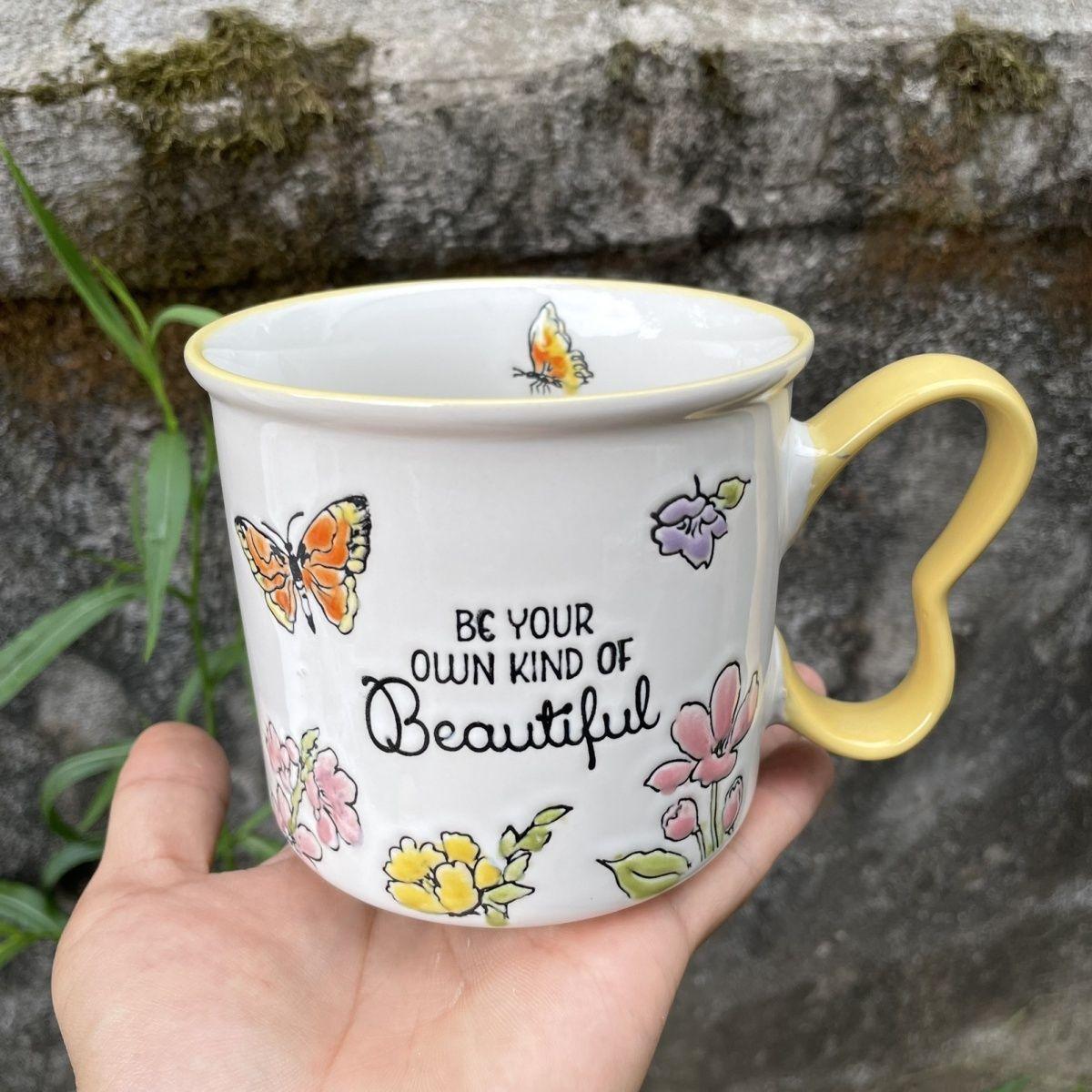 

Расписанные вручную кружки с бабочками, креативная цветная термостойкая кружка, мультяшная кофейная чашка, керамические кружки, детская офисная посуда для напитков, подарок 401-500ml жёлтый