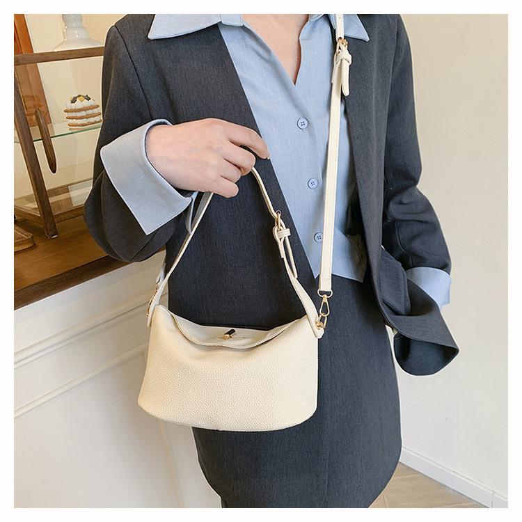Autumn small fresh simple foreign style solid color handbag bag temperament casual messenger women's bag tide