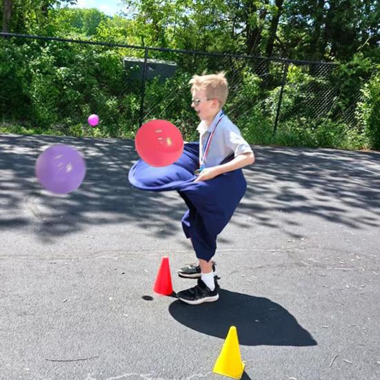 

Труси Бабусі Ігри на подвір ї Набори Гігантські Ігри на відкритому повітрі з 4 Пружними м ячами 2 Маркувальними конусами Багатосценні Іграшки для вулиці для Сімейних зустрічей Тімбілдінгу синій