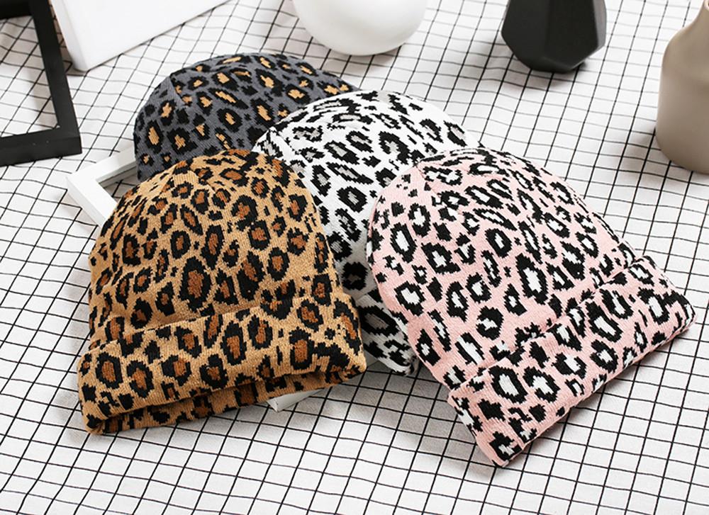 Unisex Leopard Print Crochet Hat - Winter Knit for Men, Women, Adults