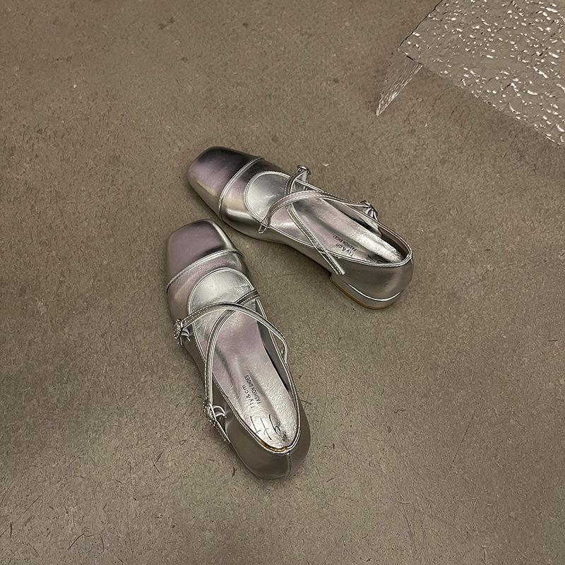 Silver single shoes of the same style women's spring new versatile light mouth retro Mary Jane shoes