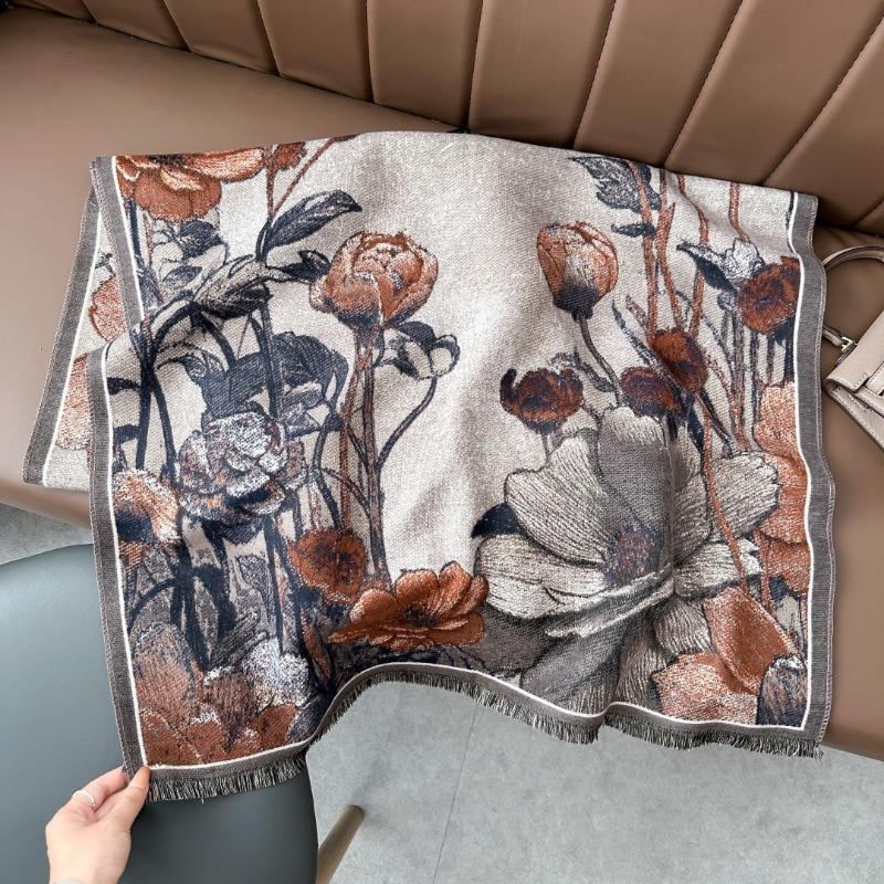 New retro oil painting scarf women's high-end sense autumn imitation cashmere jacquard warm scarf women give mother shawl