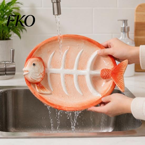 Three-dimensional Fish Plate Shaped Ceramic Dumpling Plate, Sushi Serving Tray with Red Gradient Platter Dip Sauce Grooves, Multifunctional Appetizer