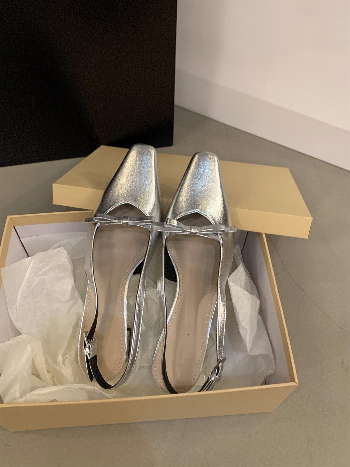 

Черные босоножки с сумкой на среднем и высоком каблуке, женская обувь 2025, новинка лета, нишевые, с французским темпераментом, светские, пустые туфли-лодочки 39 серебряный