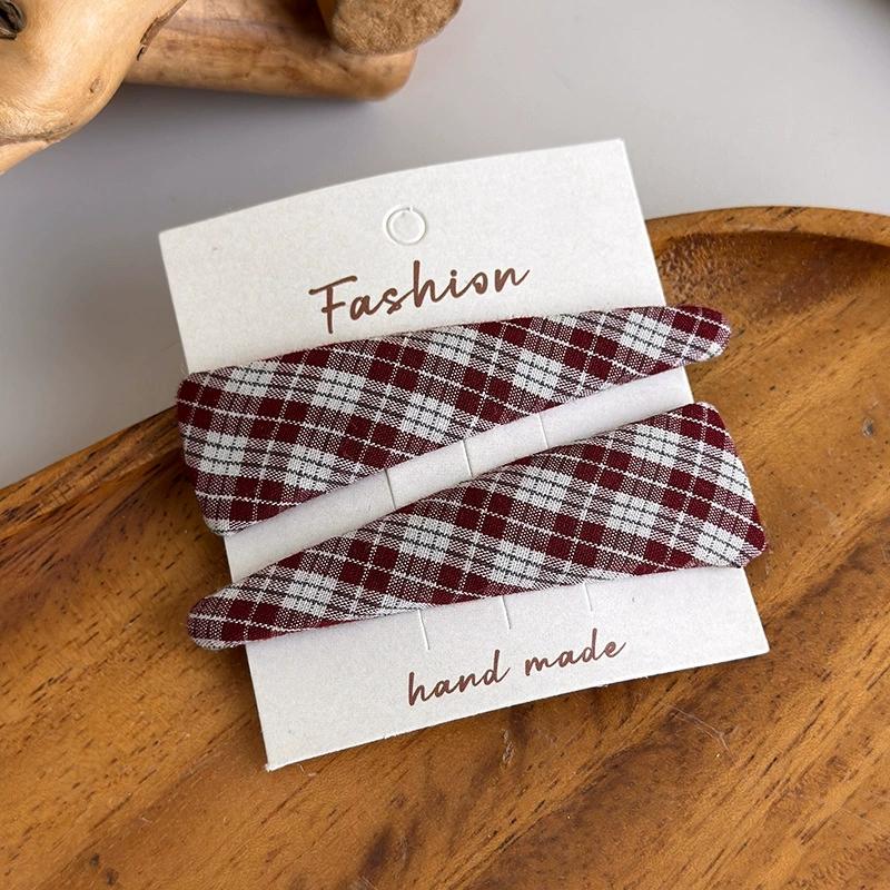 2025 New French Retro Plaid Fabric Hair Clips Large Edge Fashionable Side Bangs Women's Hairpins Stylish Hair Accessories