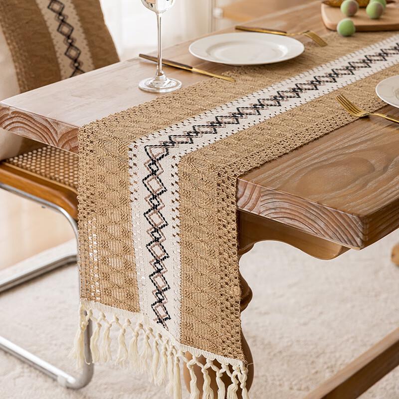 Zhinianhua Cotton Linen Tassel Table Runner