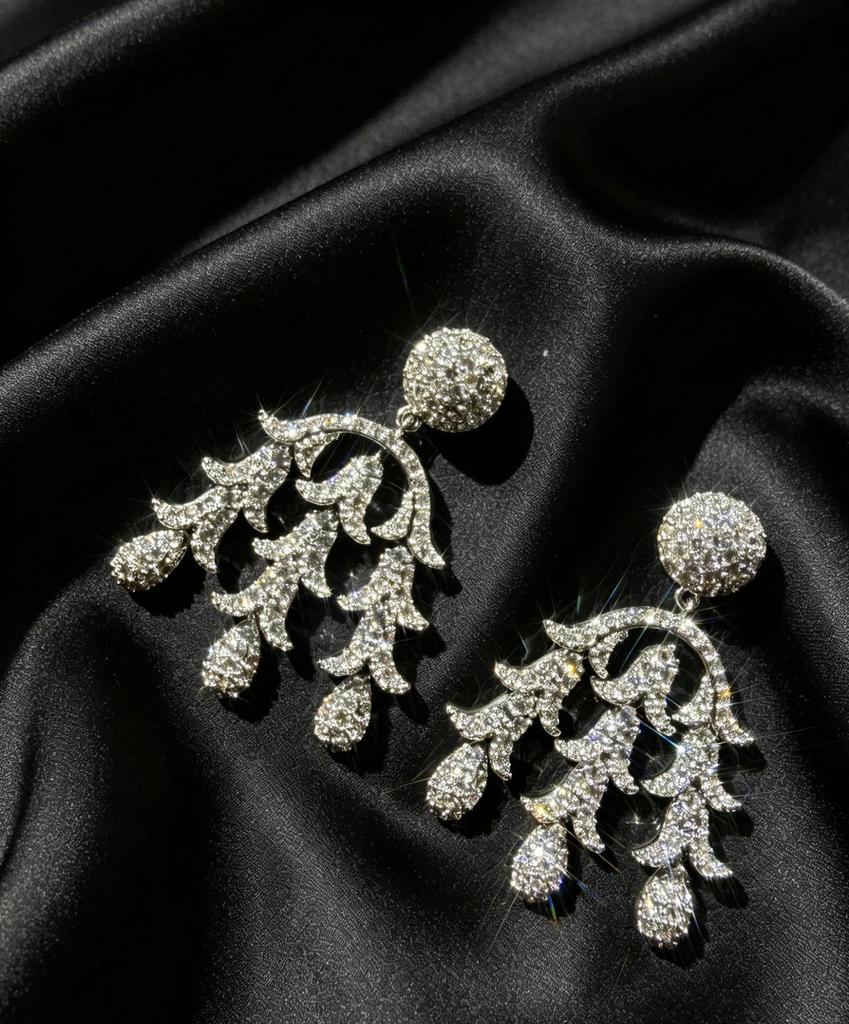 Elegant Trumpet Flower Zircon Earrings: High-Quality S925 Silver Needle, Versatile Medium-Length Design for Women