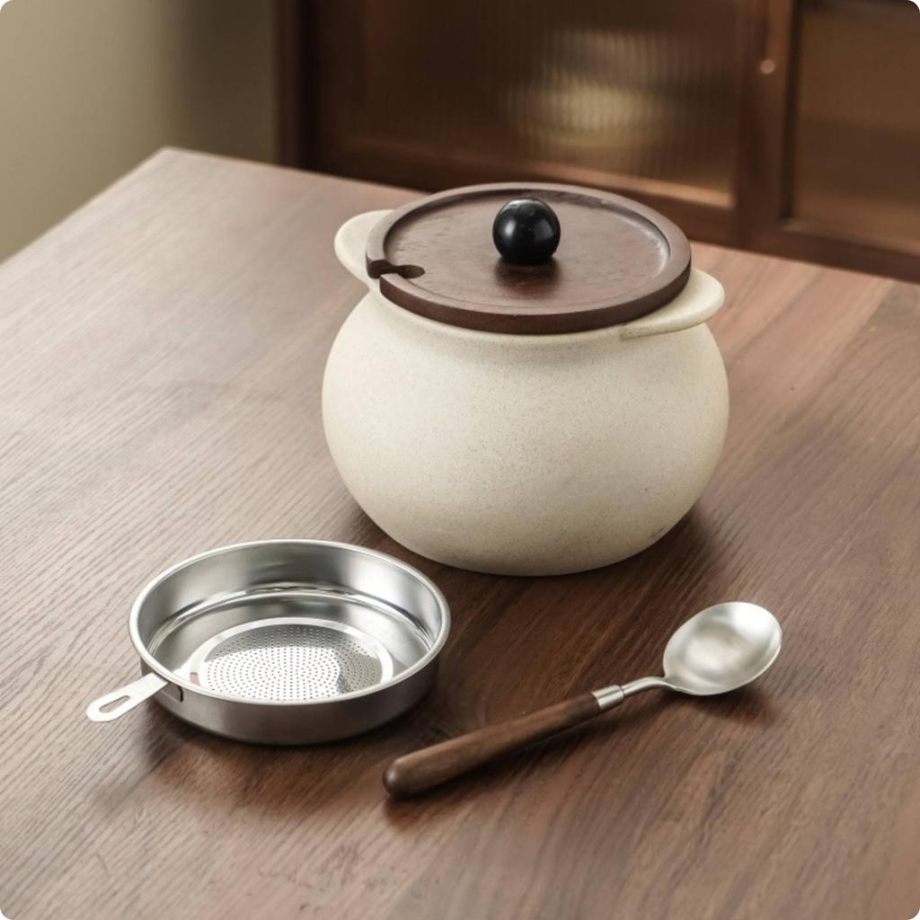Lard Jar Ear Handles Ceramic Food Storage Jar Ceramic Canister with Lid Beige Lidded Container Easy to Clean for Kitchen