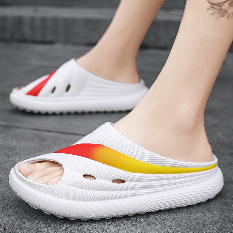 Summer new slippers men's trend indoor and outdoor wear home wear-resistant thick-soled slippers beach shoes