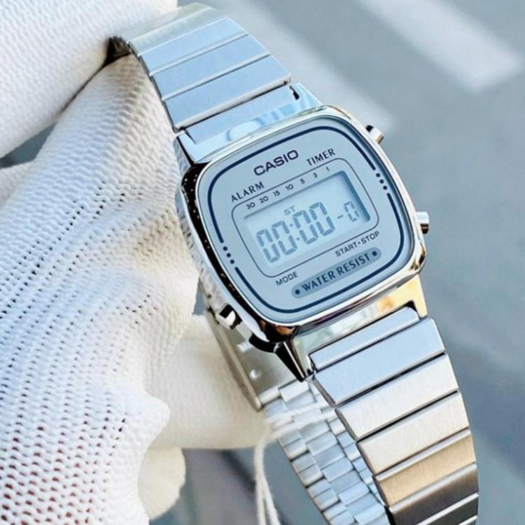 Casio G Shock LA 670WA 7 LA670WA-7D