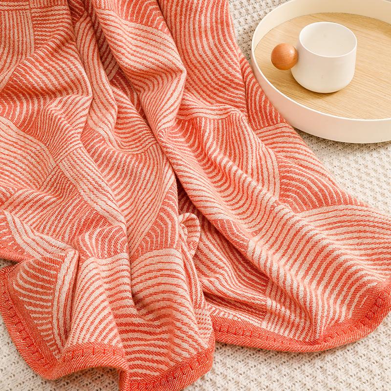 Leichter Luxus Aero Überwurfdecke Gewebte Jacquard Fleece Sofaabdeckung Decke Tragbare Camping Couchdecke Bequeme Klimaanlagen Nickerchen Decke