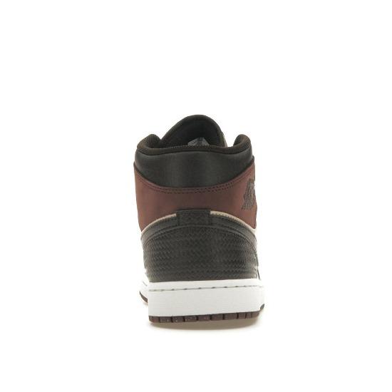 Air Jordan 1 Mid SE Paris YMCA Uomo Scarpe da ginnastica Marrone Velluto-Marrone Terra FZ4359-200