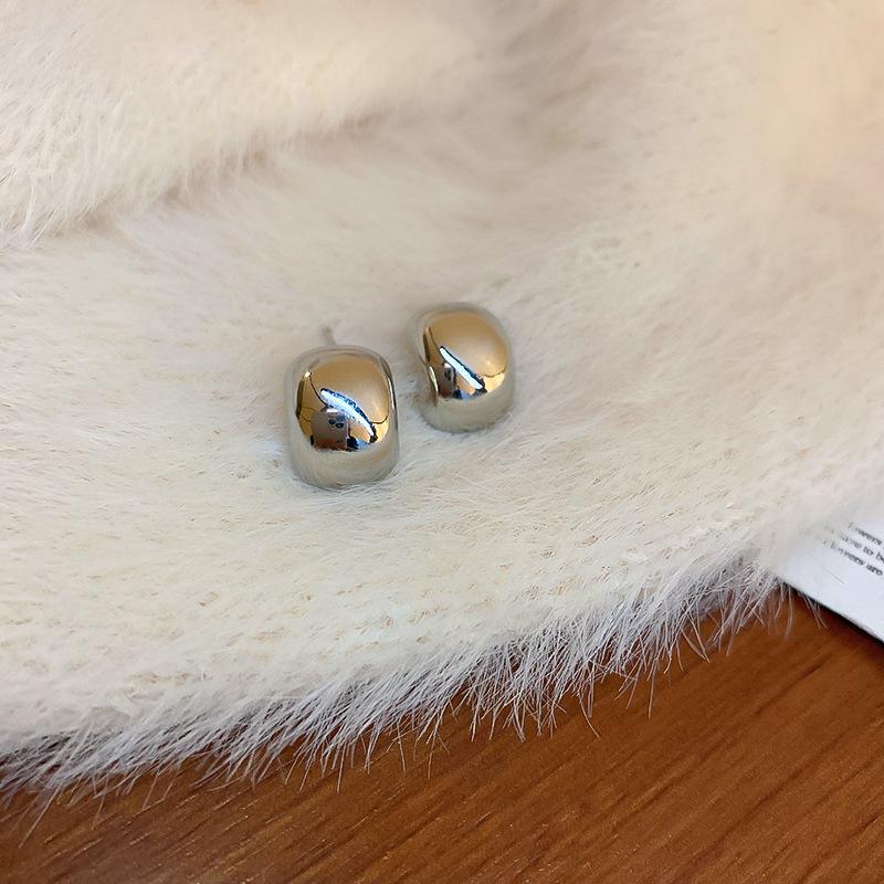 Silver Needle Simple Metal Geometric Earrings Niche Design Stud Earrings New High-end Earrings Women