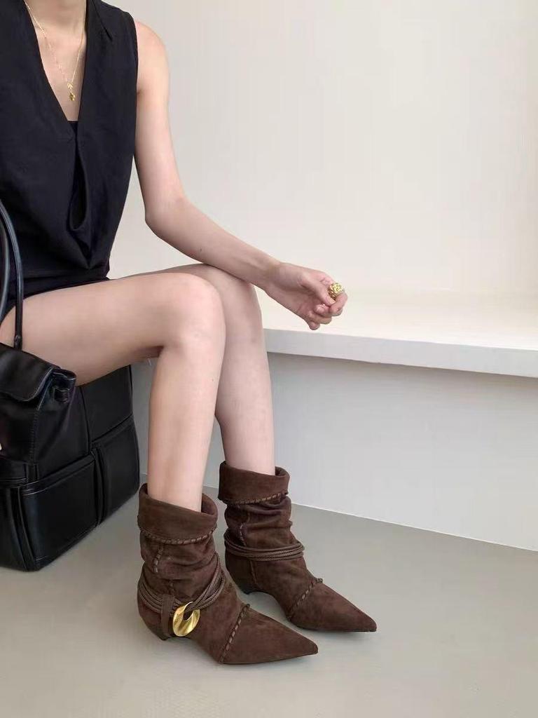 Women's 2025 Retro Suede Kitten Heel Ankle Boots: Pointed, Ruched, Tie Stacked, Versatile Fashion