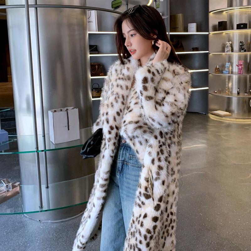 

Вязаный тренч в корейском стиле с оборками и воротником из искусственного меха L цветной печати леопарда