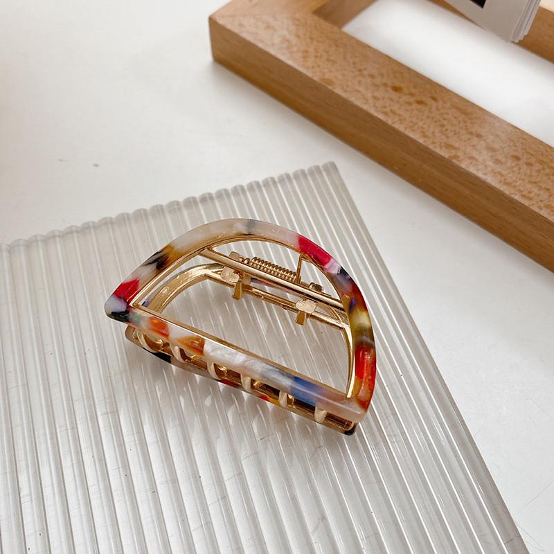 Elegant Korean Style Medium Acetate Half Circle Alloy Hair Claw Clip For Women