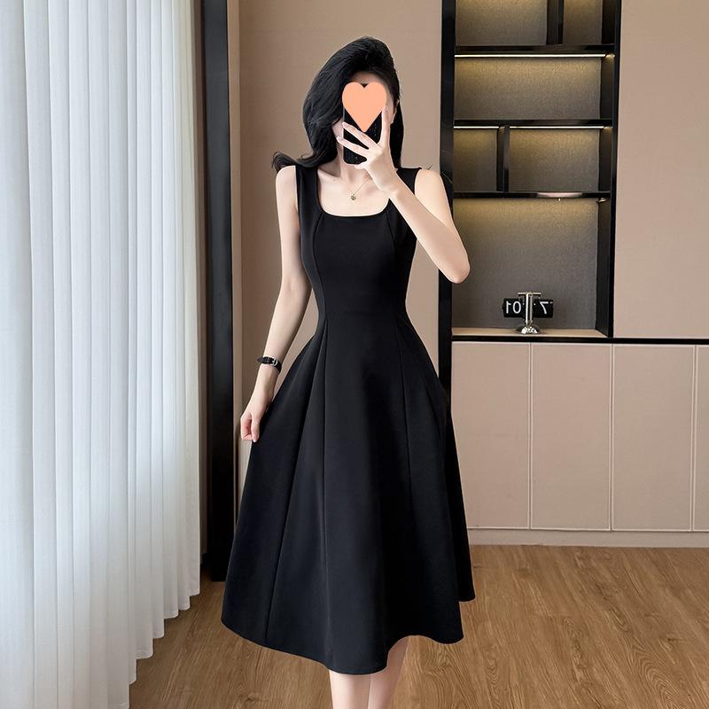 Hepburn Style Coffee Break French Black Sleeveless Vest Dress Children's Summer 2026 New Small Waist Dress