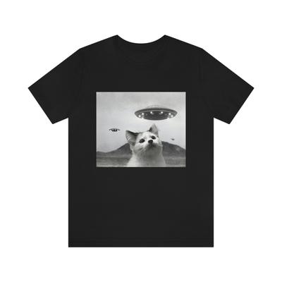 PROMOÇÃO IMPERDÍVEL Camiseta Gráfica Gatinho Abduzido OVNI Divertida Camiseta de Gato Presente para Amantes de Gatos Divertida Camiseta de Gato Presente para Amantes de Gatos Camisa de Gato
