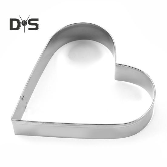 Stainless Steel 5Pcs Cake Mold Smooth Surface Wide Application Heart Shape DIY Paste Mold Baking Accessories