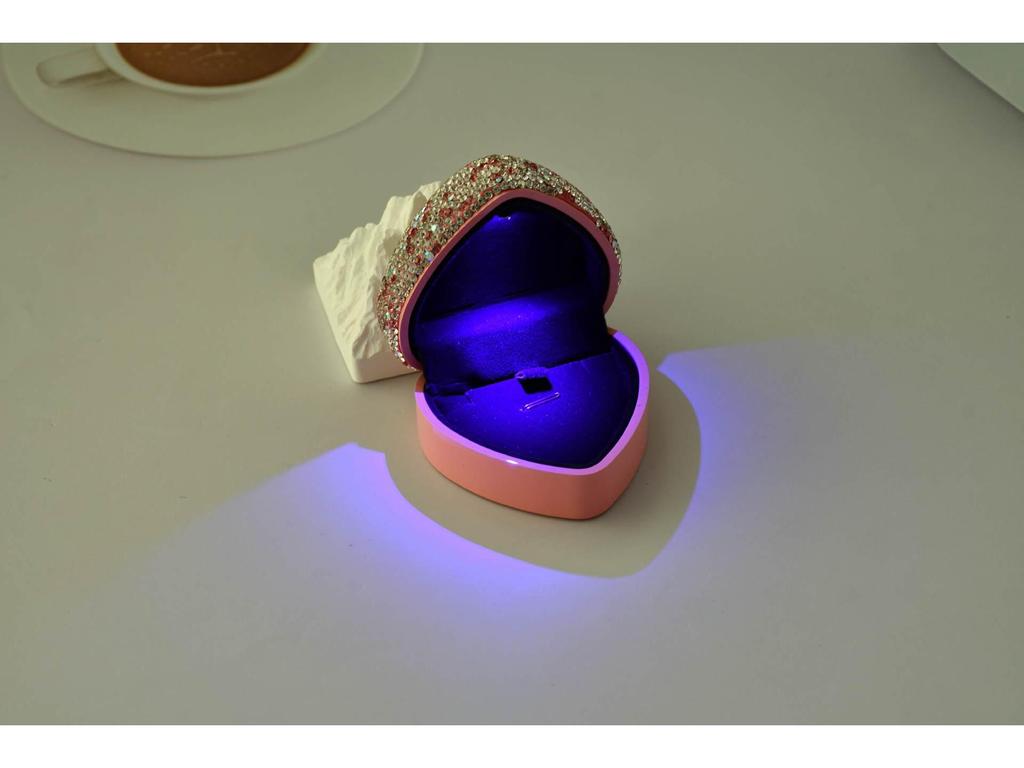 Luxury Diamond-Studded Heart LED Jewelry Pendant Box for Necklace, Earrings, or Ring