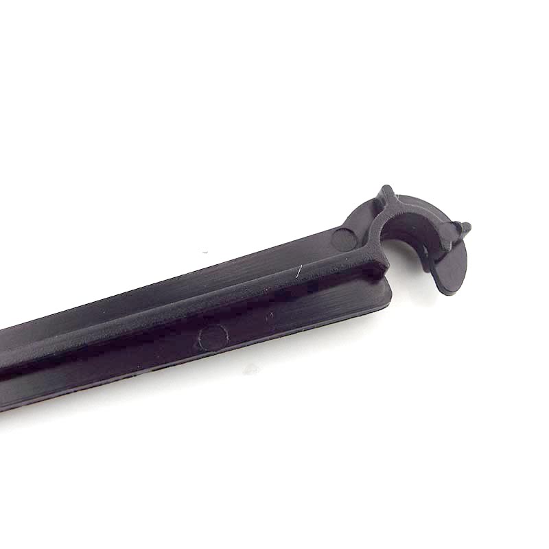 50pcs C Shape Garden 4/7mm Drip Irrigation Watering Tube Pipe Support Bracket Holders Fixed Stems Drip Irrigation