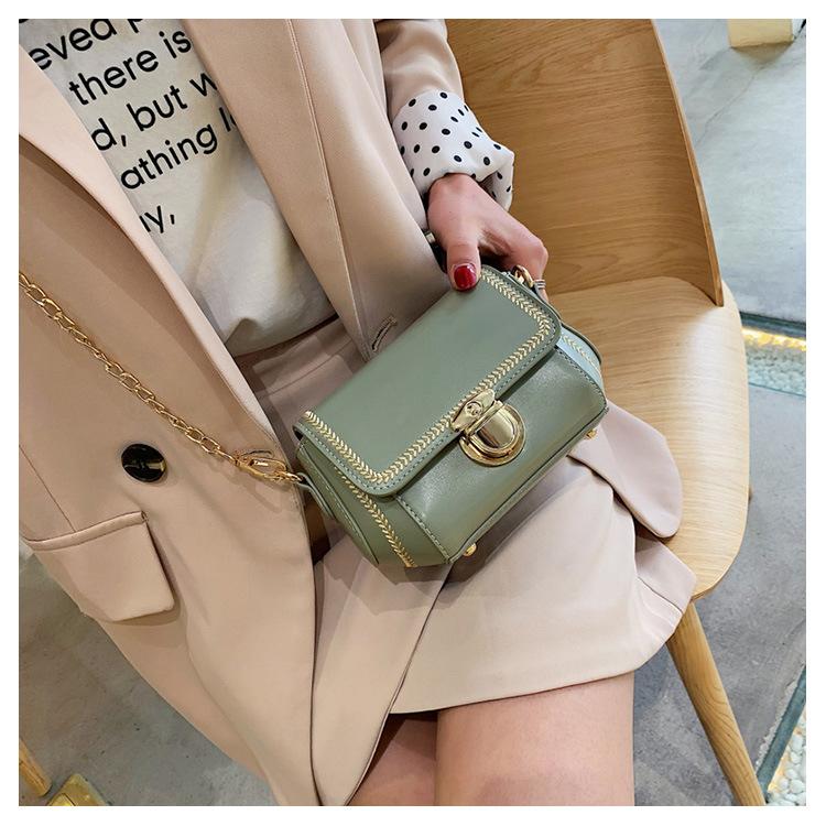 

Модна жіноча сумка на ланцюжку Хіпстерська сумка через плече Сумка через плече Маленька квадратна сумка One Size