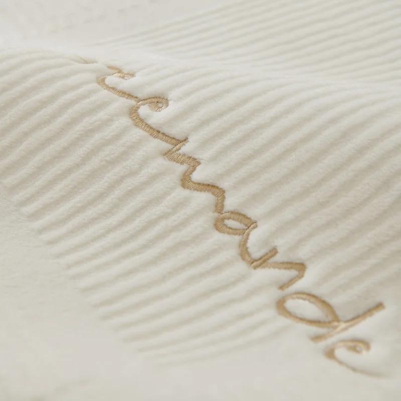 Protiskluzová tlustá plyšová podložka na pohovku Moderní jednoduchost Ručník na pohovku Domácí pohovka Zimní mléčný plyšový potah na pohovku do obývacího pokoje