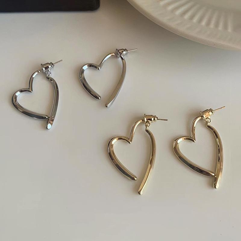 Semplici Orecchini Pendenti a Cuore alla Moda per Donne Ragazze Colore Oro Argento Orecchini in Metallo Liscio Pendenti Gioielli da Matrimonio Regalo