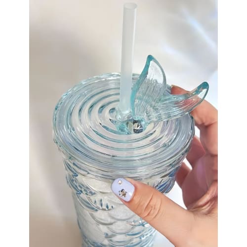 710ml Tumbler with Straw, Large Capacity, Double-Walled Plastic, for Cold Drinks, Fashionable Gift Idea (710ml, Turquoise Blue)