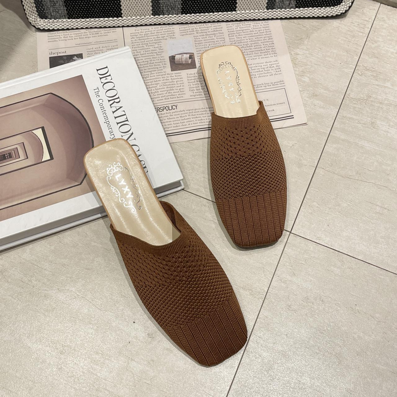 

Модные женские тапочки, обувь 2024, новые летние женские модные шлепанцы, уличные милые вязаные повседневные сандалии 3 цвета 40 шоколадный