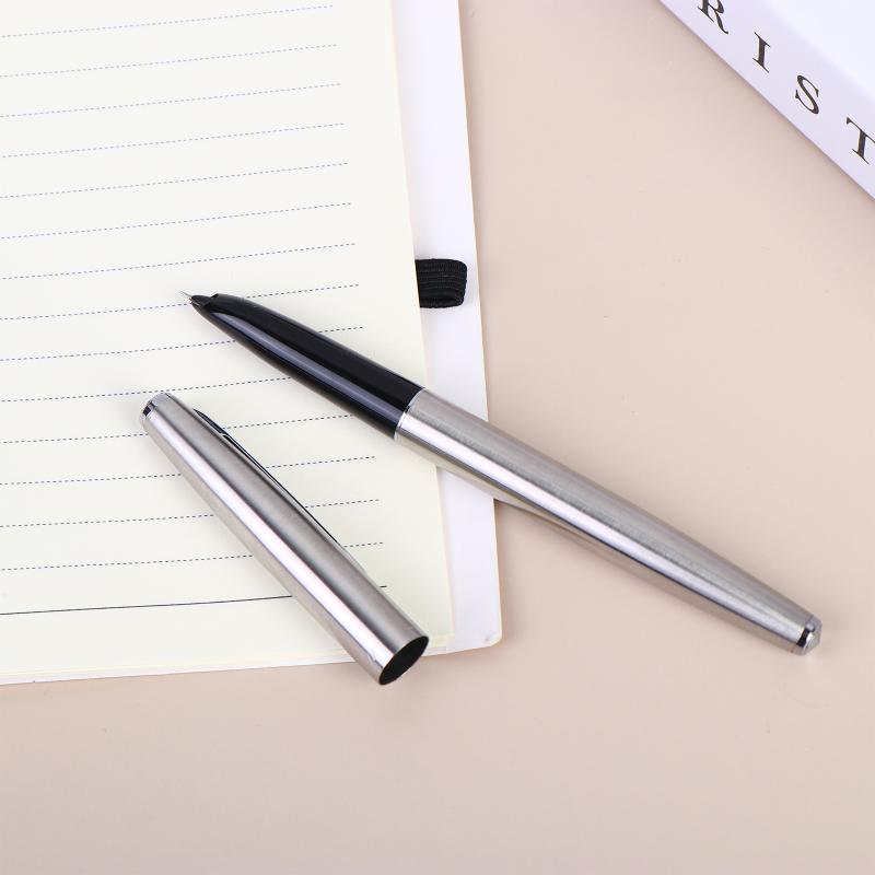 Penna Stilografica 911 in Acciaio Pennino Extra Fine da 0,38 mm per Scrittura Fluida Professionale in Ambienti di Lavoro