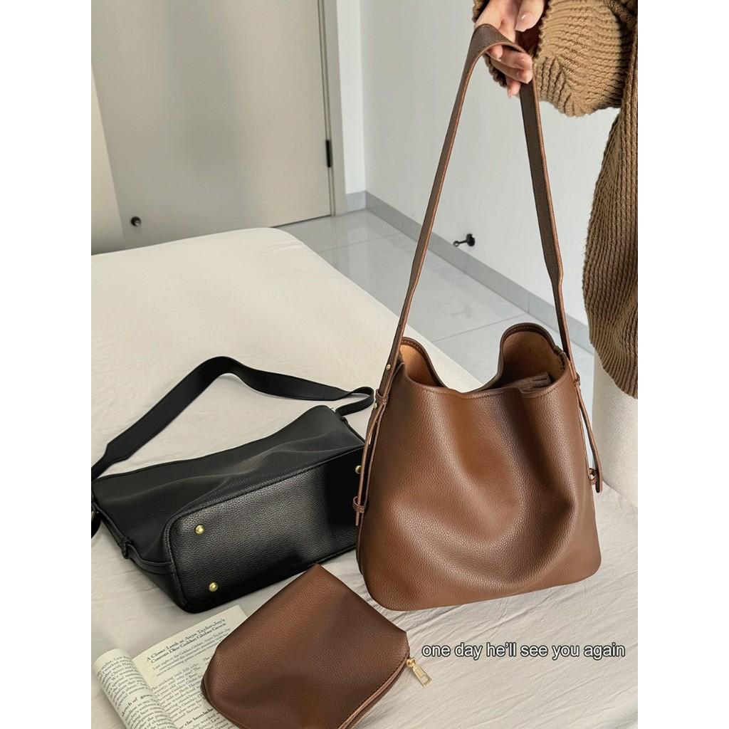 IELGY Ladies Tote Bag Retro Large Capacity Bucket Bag Lychee Grain Soft Leather