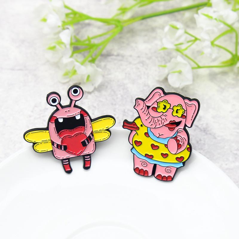 Cartoon Elephant & Toothless Friend Swimming Alloy Brooch