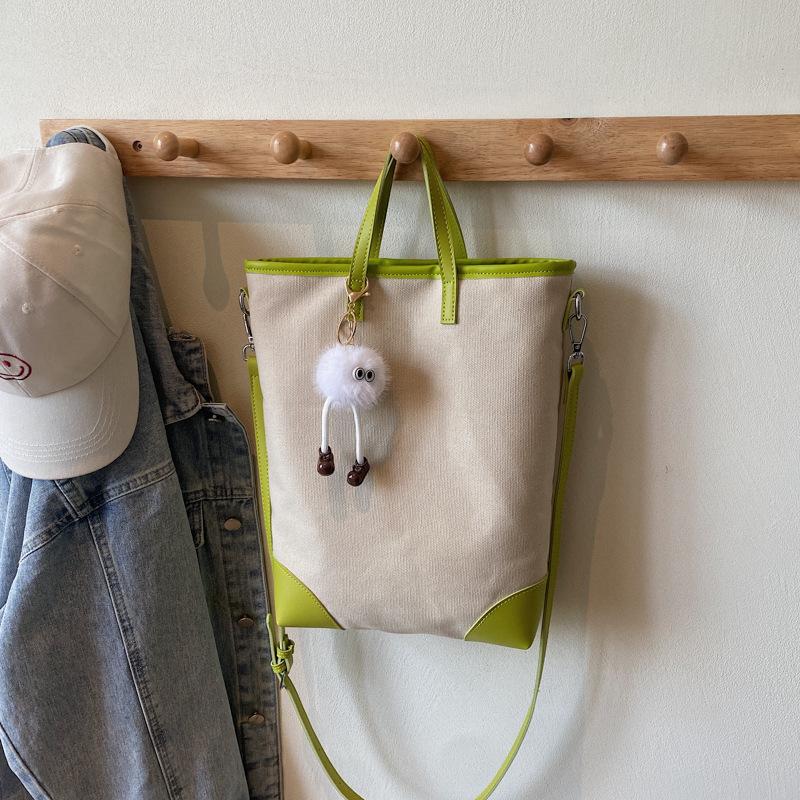 

2025 autumn new casual fashion shoulder bag niche design handbag contrasting color Korean messenger women s bag зелёный