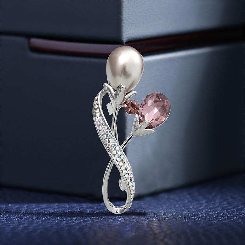 Brooch Female high-end e-commerce anti-light pin Niche design suit fixed clothing accessories collar pin