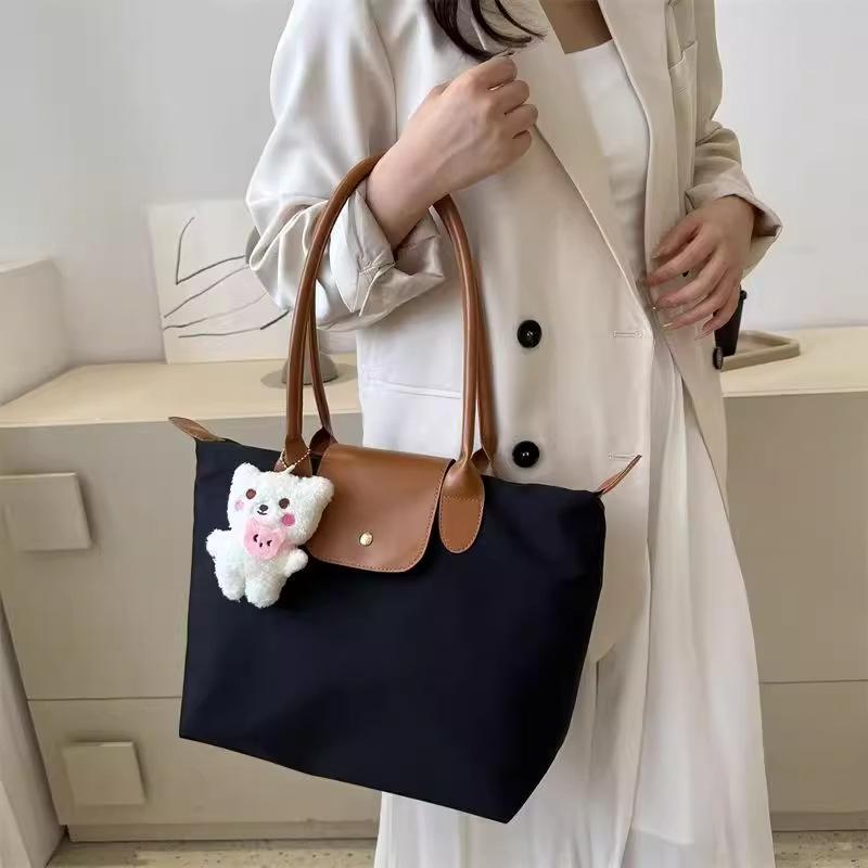 Elegant Dumpling Tote: Stylish, Versatile, and Foldable Women's Shoulder Bag