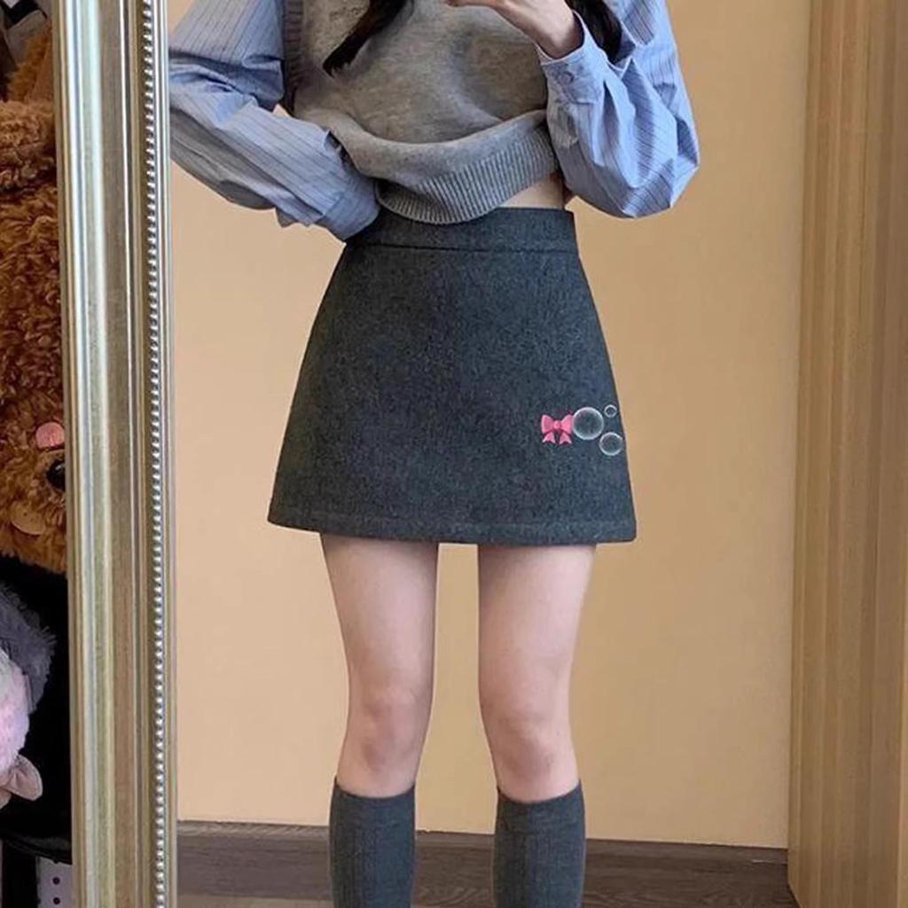 Women's Gray Wool Woolen High Waist Pencil Skirt - Winter 2026 Korean Style, Hip Wrap, Slimming, Versatile, Black.