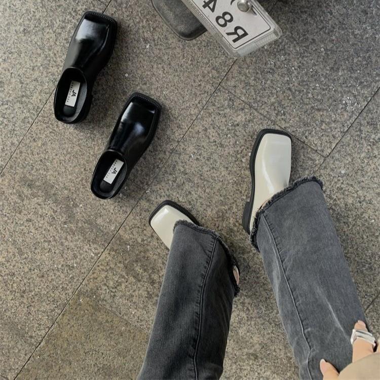 Fashion Women's closed toe shoes low heel square heel beige sandals mules platform loafers blocky black