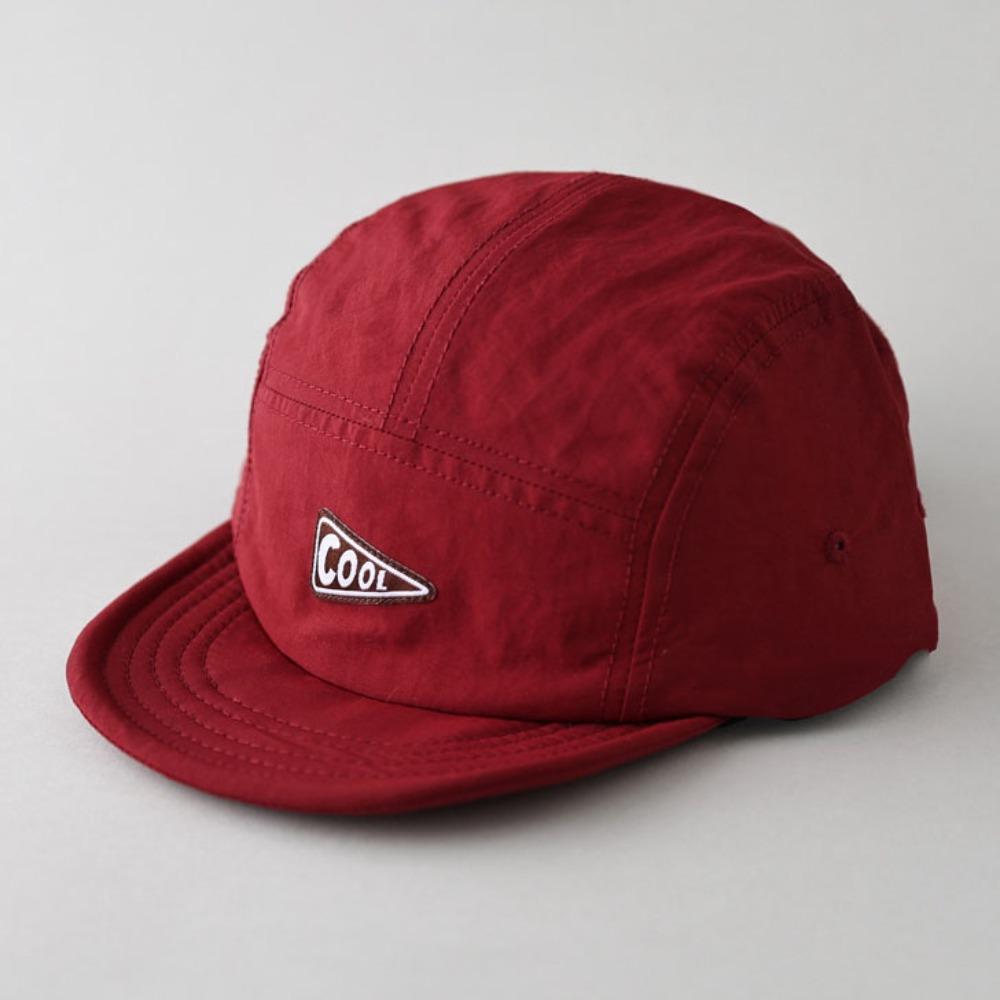 

Sunscreen Short Brim Baseball Hat Quick Drying Peaked Cap Retro Casual Duckbill Cap Women червоний