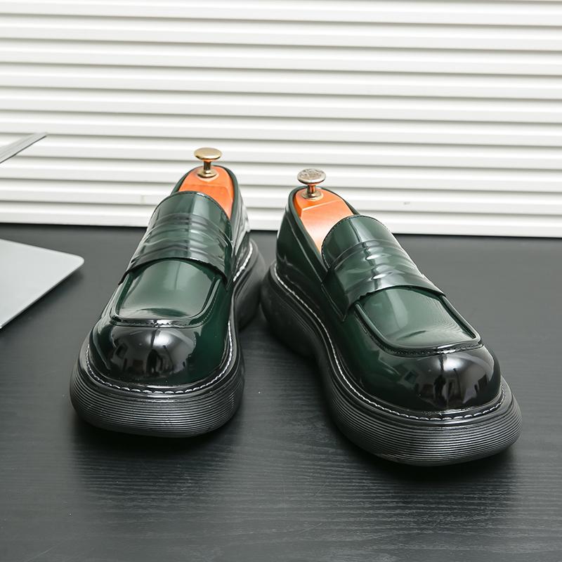 Men's Luxury Leather Shoes Dress Shoes Casual Party Banquet Gentleman Office Oxford Shoes Grace Patent Genuine Leather Loafer