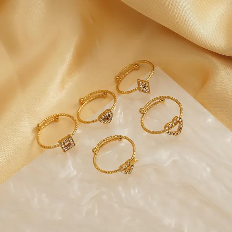 

18K Titanium Steel Minimalist Flower & Star Ring for Women