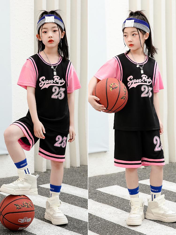 

Детский баскетбольный комплект: Двухкомпонентная тренировочная, соревновательная и повседневная спортивная одежда для мальчиков и девочек. 30