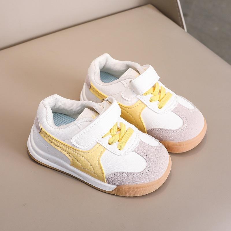 

Children s board shoes low-top girls sports shoes autumn 2025 new casual shoes versatile soft-soled running shoes 21-25 5 pairs with one hand жовтий