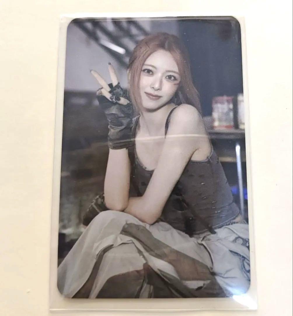 

[Б/У] itzy Юна GWBG withmuu Предзаказ Ограниченная Торговая Карта B