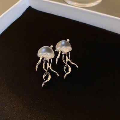 1 Pair Fashion Design Floating Jellyfish Matte Crystal Earrings Creative Personality Female Earrings Jewelry