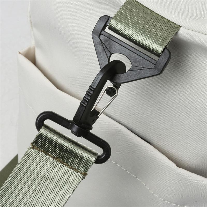 Die neue modische und hochwertige tragbare Fitness-Tasche kann diagonal als Trennbeutel für trockene und nasse Sachen für kurze Geschäftsreisen verwendet werden.