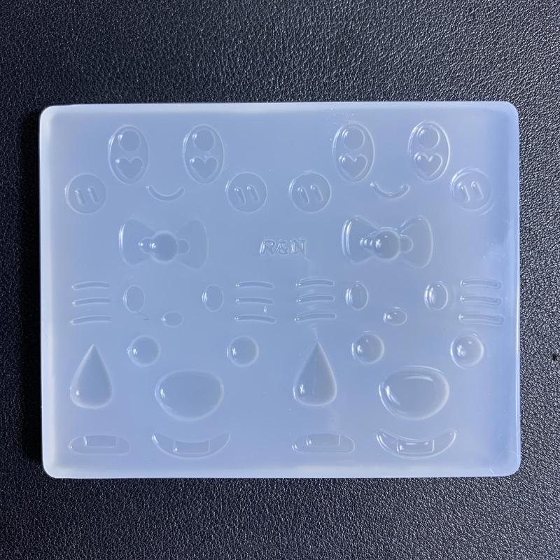 Small Expression Quicksand Silicone Mold Keyring Pendant Handmade Ornament Mold Valentines Day Birthday Gift Jewelry